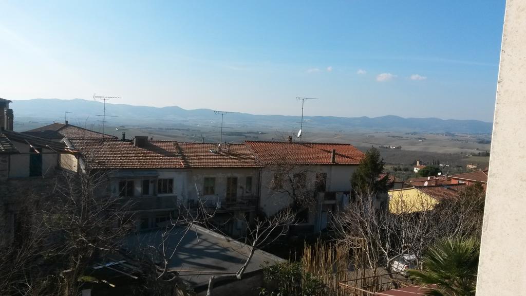 Casa Di Giulia Apartment Santa Luce Luaran gambar